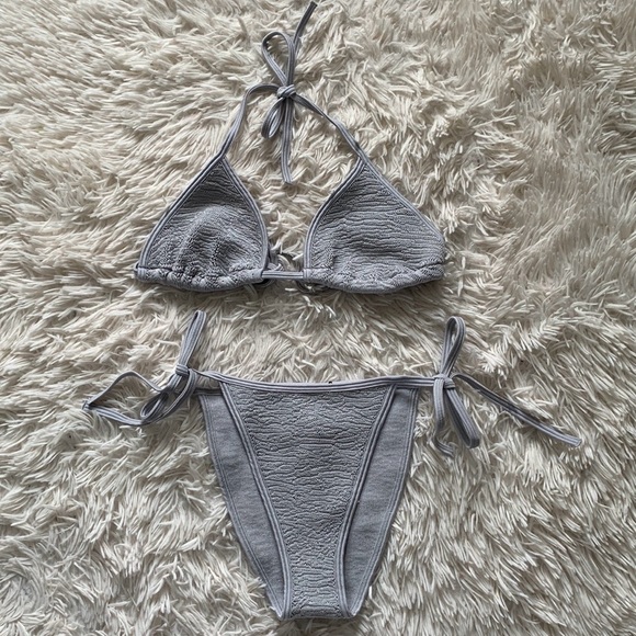 NWT Hunza G Gina bikini set in metallic grey/silver - Picture 5 of 9